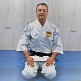Banner  panorámico de Holistic Palma centro de Artes Marciales y Medicina Tradicional China a cargo del Maestro Daniel Rueda Chinchilla y en la defensa personal Francisco Cañadas